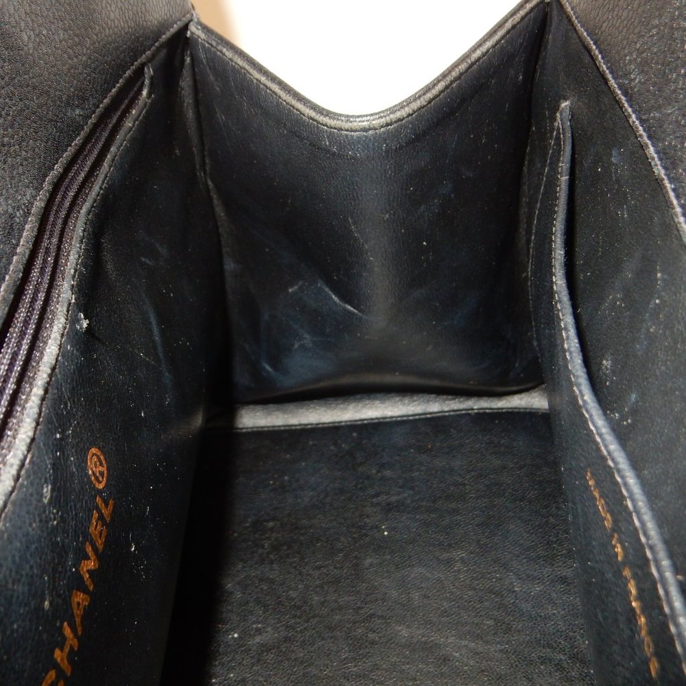 MINT! CHANEL BLACK CAVIAR SKIN TOTE BAG w/ CARD! - Picture 11 of 13